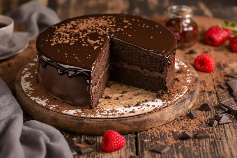 Gâteau au chocolat express : la recette inratable prête en seulement 10 minutes.jpg