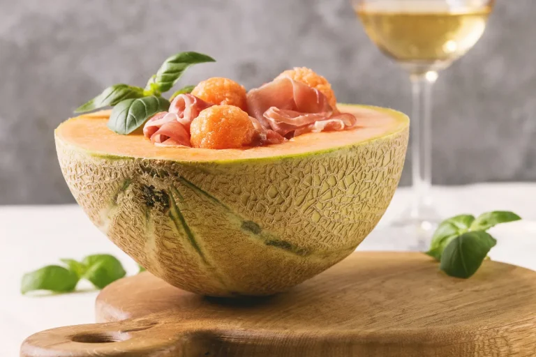 le-carpaccio-de-melon-qui-fait-fureur-cet-ete-recette-notee-45-5-sur-marmiton